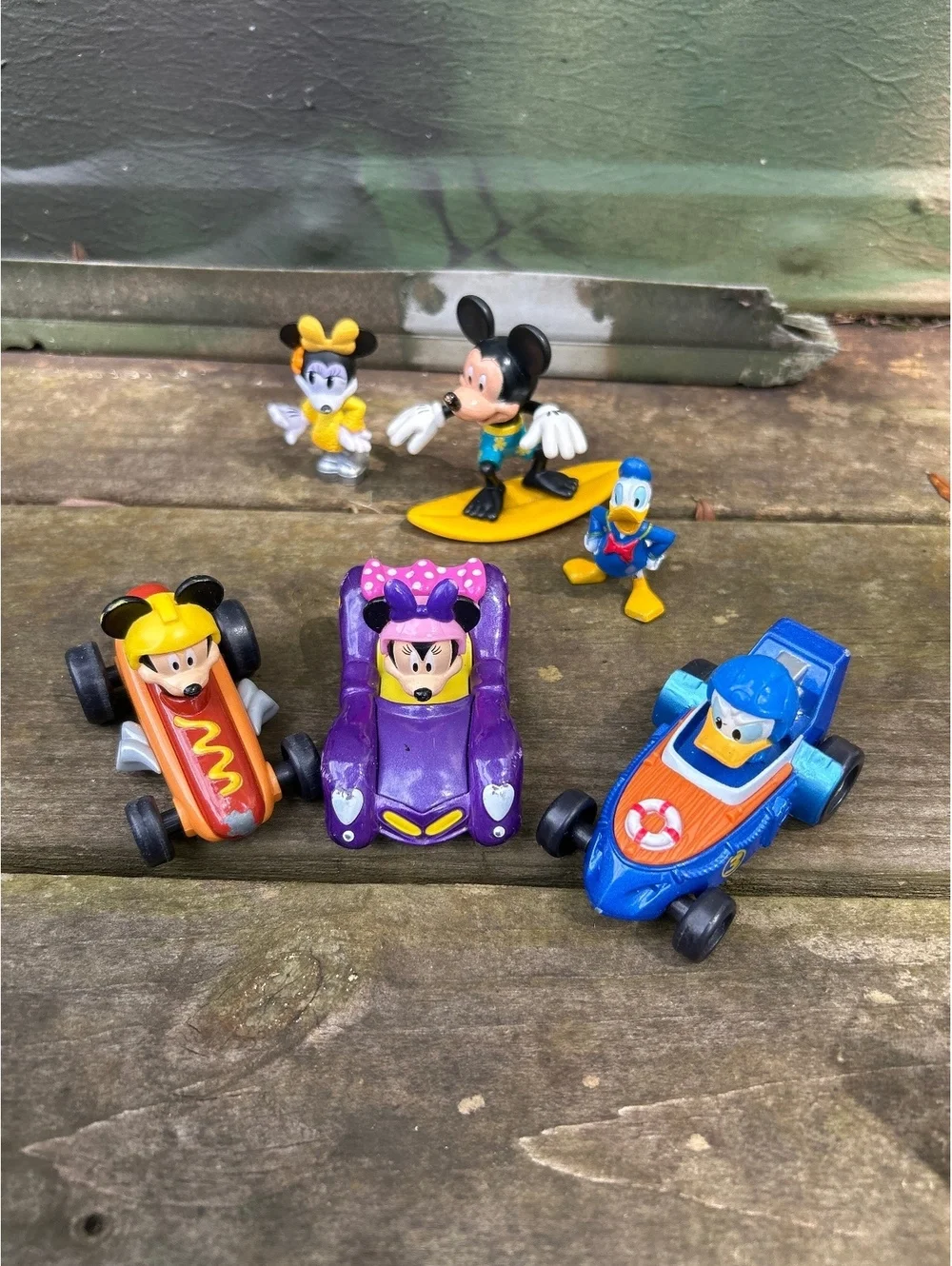 Disney Mickey Mouse and Friends Miniature Toy Cars Set